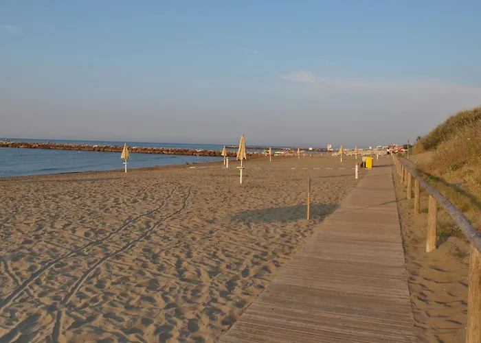 Apartament Great With A Lovely Patio Eraclea Mare